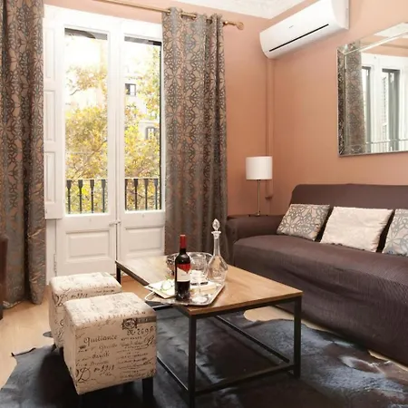 Letsgobarcelona Gran Via Citycenter Apartamento *